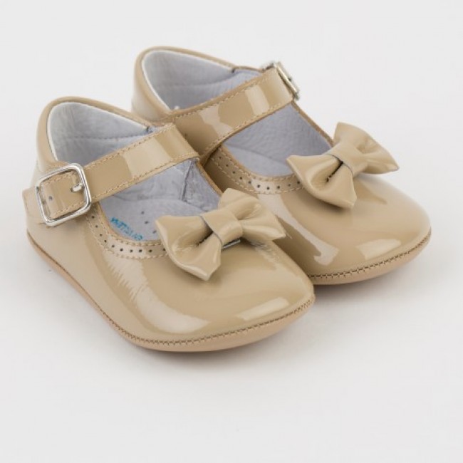 1529 Camel Patent Mary Jane Pram Shoe with Bow - £9.99 - Pram Shoes ...