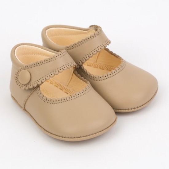 TI114 Camel Leather Mary Jane Pram Shoe